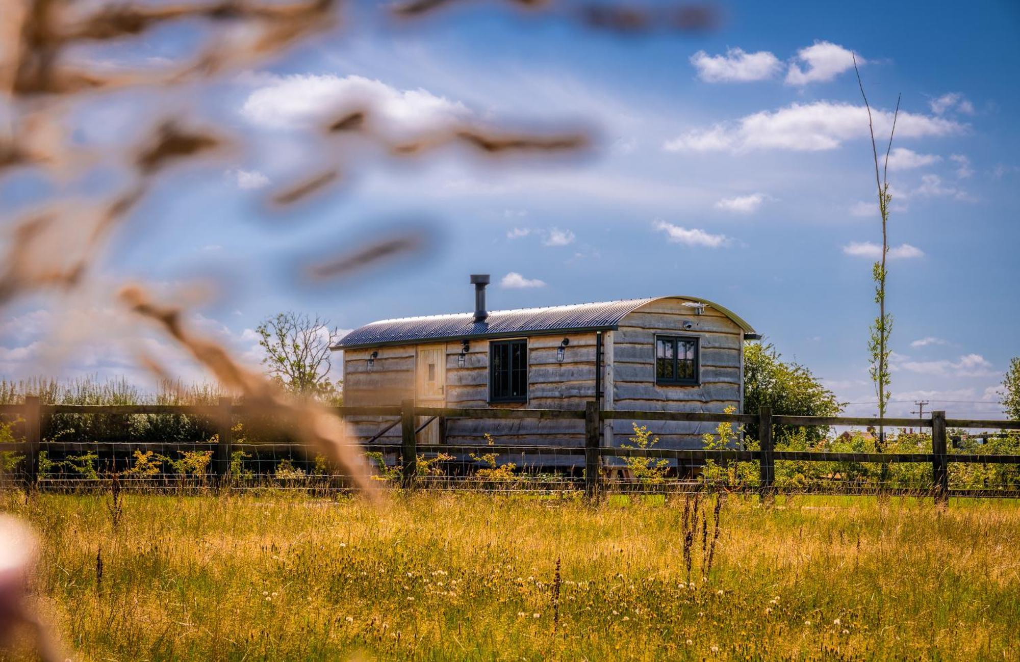 Monkwood Shepherds Hut - Ockeridge Rural Retreats Worcester Exteriér fotografie